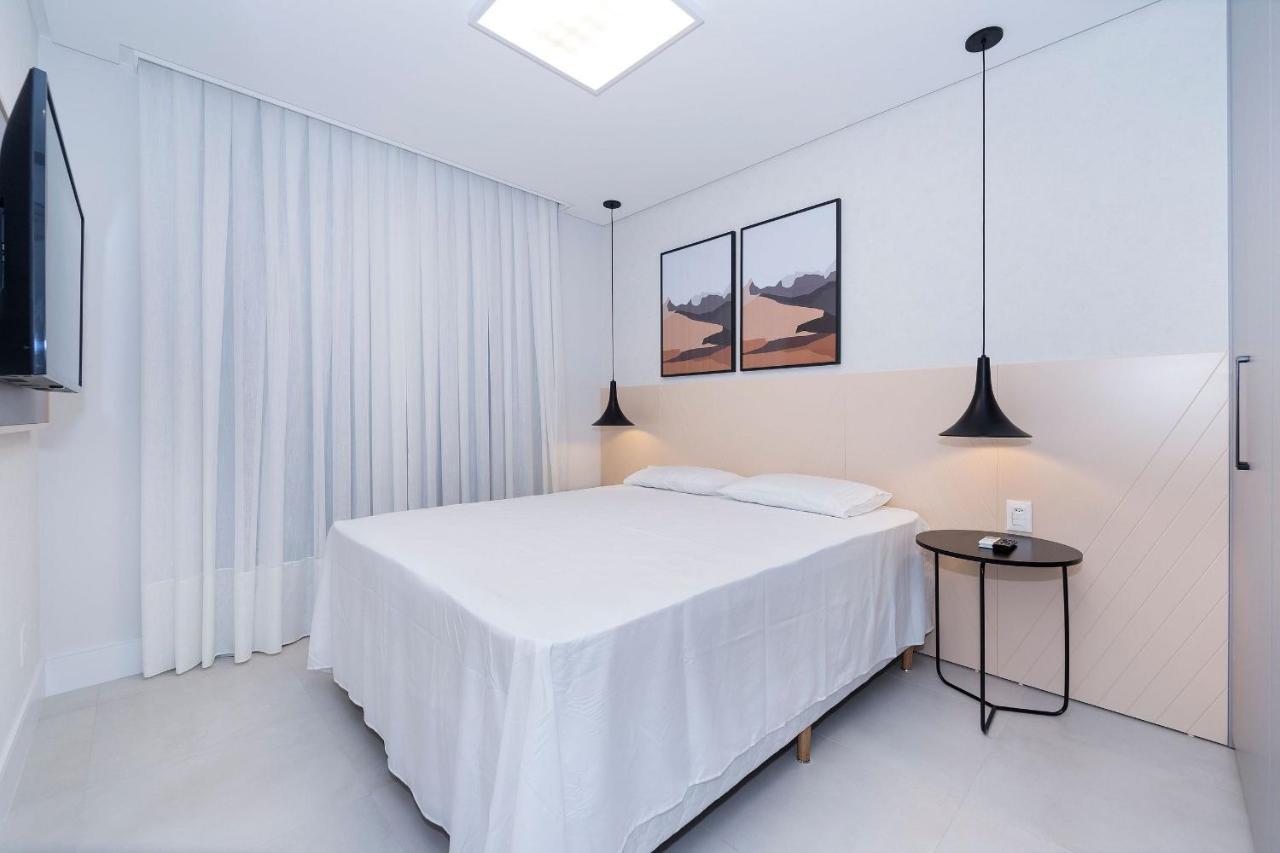 Adra 103 - Apartamento No Centro De Bombinhas - Rooftop Com Piscina E Academia - A Poucos Metros Da Praia - Zewnętrze zdjęcie