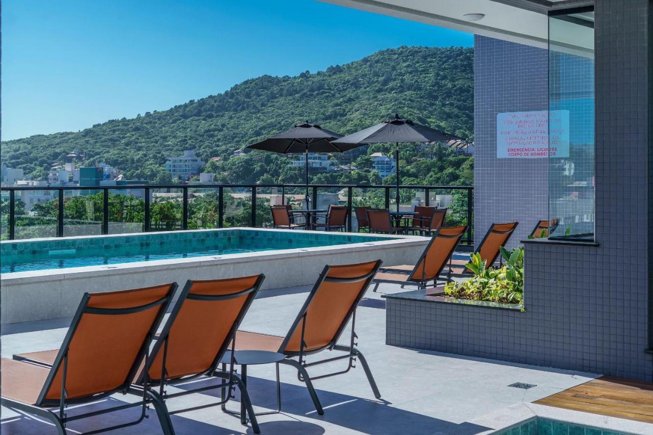 Adra 103 - Apartamento No Centro De Bombinhas - Rooftop Com Piscina E Academia - A Poucos Metros Da Praia - Zewnętrze zdjęcie
